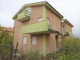 Palazzi in vendita