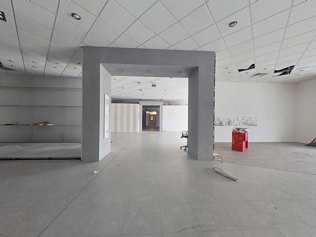 #2516001 Complesso commerciale con magazzini e terreni edificabili in vendita - foto 3