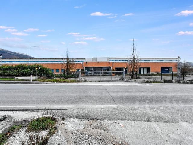 #2516001 Complesso commerciale con magazzini e terreni edificabili in vendita - foto 14