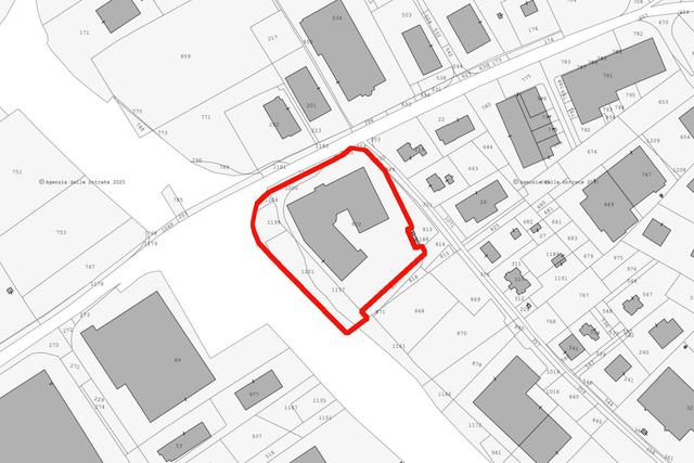 #2516001 Complesso commerciale con magazzini e terreni edificabili in vendita - foto 17