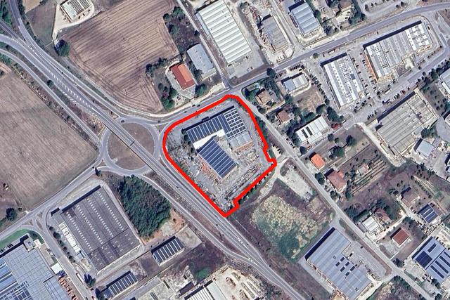 #2516001 Complesso commerciale con magazzini e terreni edificabili in vendita - foto 16