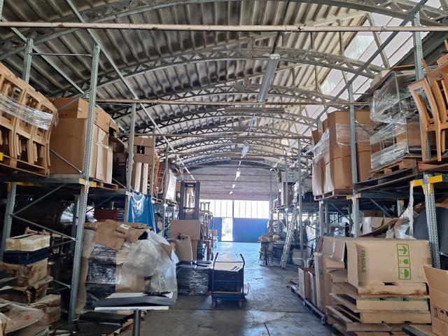 Stabilimenti produttivi in vendita