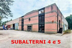 Uffici entro 500 mq in vendita