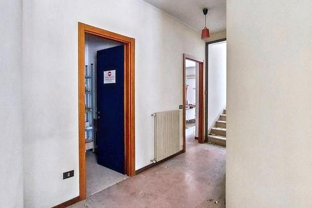 Grandi dimensioni in vendita