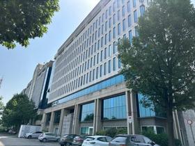 Uffici entro 500 mq in vendita